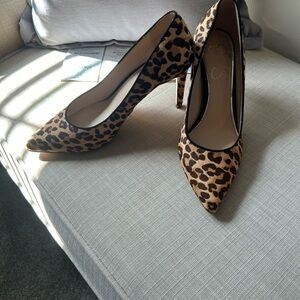 Jessica Simpson Leopard Pumps